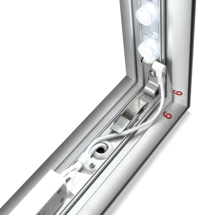 image_LB80D-05_det-lar-r.jpg